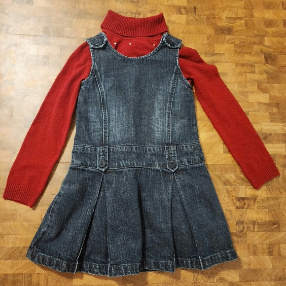 Red turtleneck sweater with festive embellishments toddler girl size - Picture 12 of 12